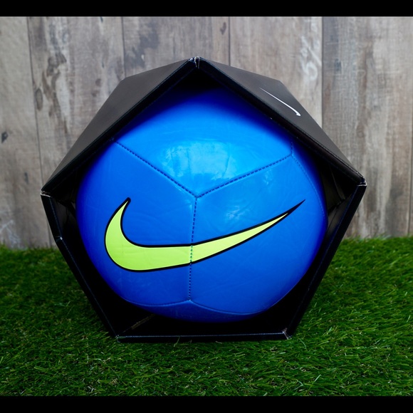 nike pitch training size 5